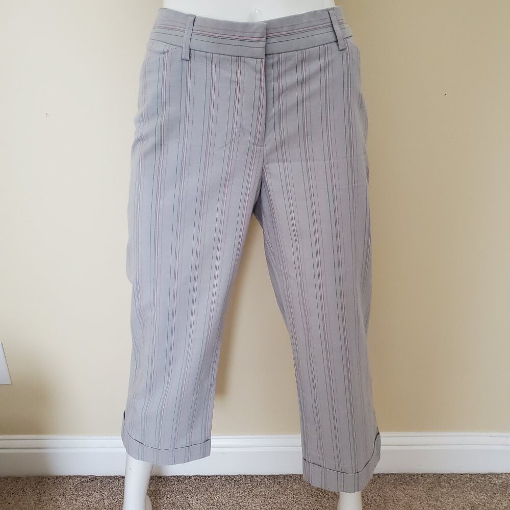 Soho Old College Inn Women's Gray Striped Stretch Cropped Pants SZ 11